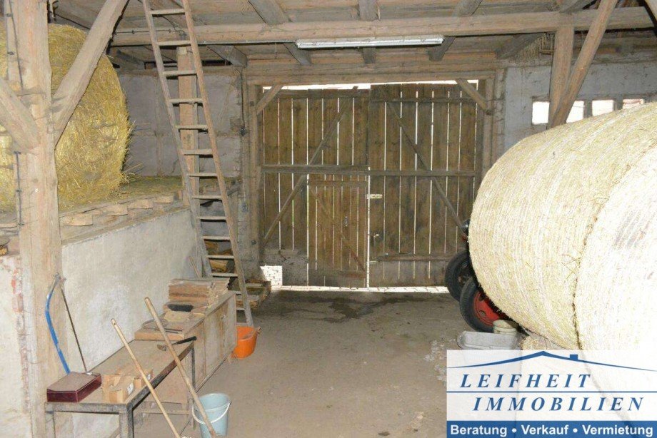 Scheune Einfamilienhaus M�hlhausen OT Eigenrieden
