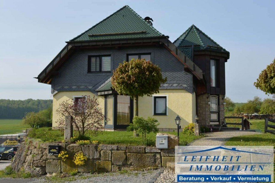 Vorderansicht Einfamilienhaus Rodeberg