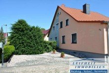 Vorgarten Gem�tliche Doppelhaush�lfte f�r den Gartenfreund (BEREITS VERKAUFT!)