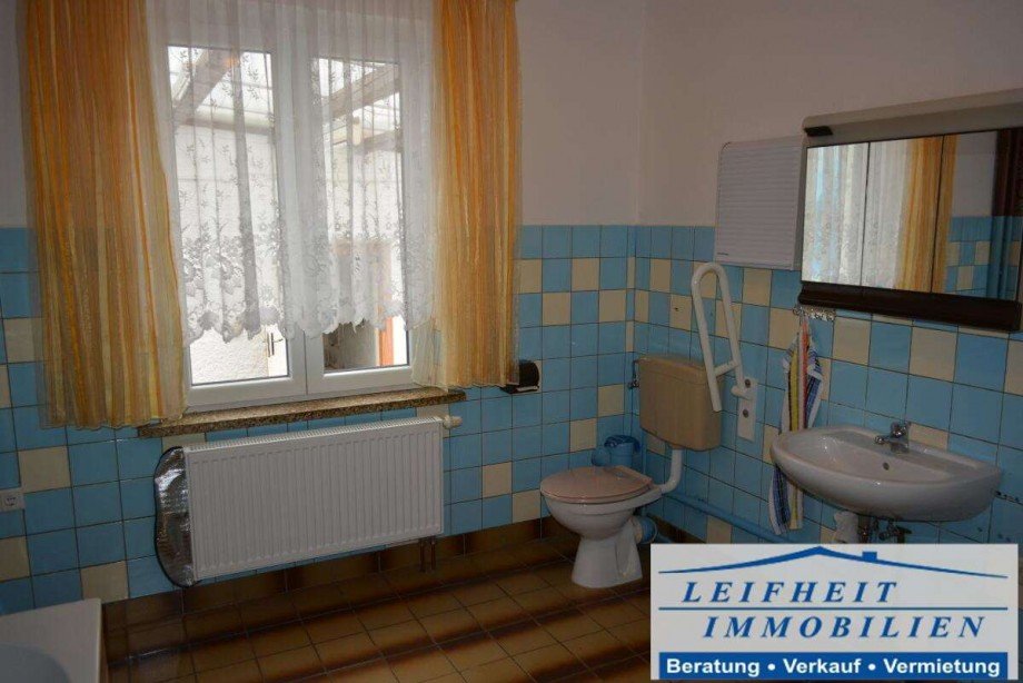 Bad Doppelhaush�lfte M�hlhausen OT G�rmar