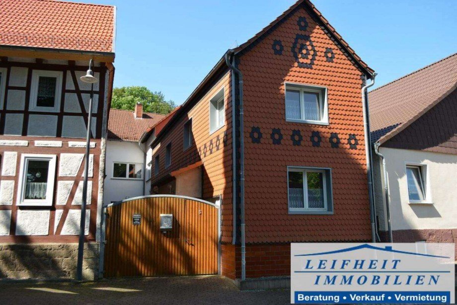 Hauptgeb�ude Vorderansicht Haus Dingelst�dt