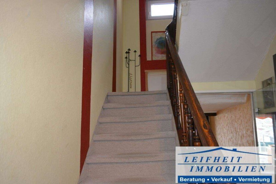 Flur/Treppenraum Reihenmittelhaus M�hlhausen/Th�ringen