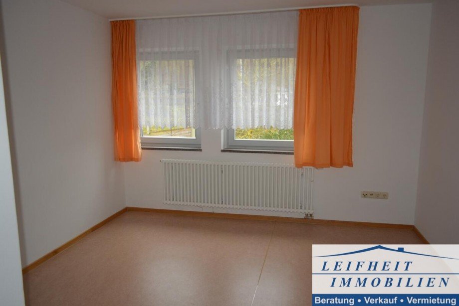 Schlafzimmer Dachgeschosswohnung Nottertal-Heilinger H�hen