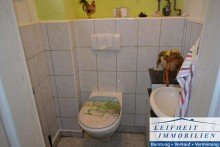 Duschbad Einfamilienhaus mit Potenzial und Aussicht - nur 27.000 EUR