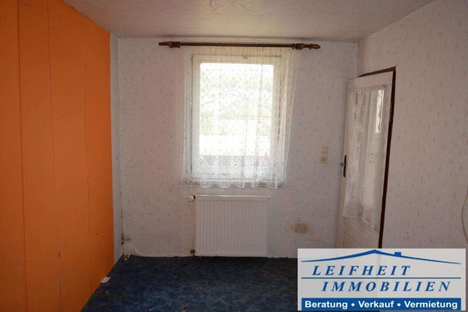 Zimmer Einfamilienhaus Helbed�ndorf OT Holzthaleben