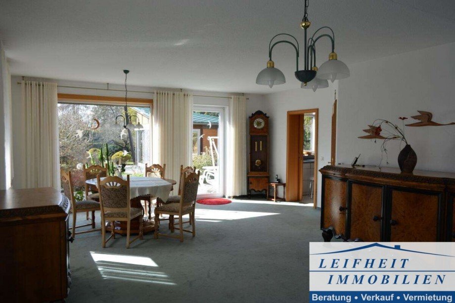 Wohnzimmer Einfamilienhaus M�hlhausen/Th�ringen