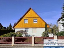 Vorderansicht Ruhige Randlage trifft Wohnkomfort - EFH mit Garten & Pavillon (BEREITS VERKAUFT!)
