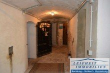 Flur Keller Mehrfamilienhaus mit drei Wohneinheiten, Photovoltaikanlage, Garten und Stellpl�tzen (BEREITS VERKAUFT!)