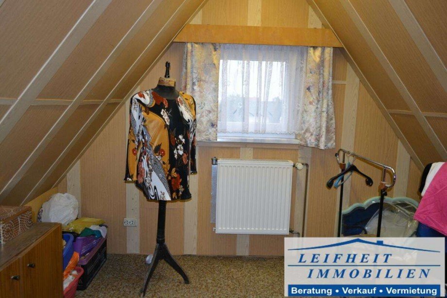 ausgebauter Spitzboden Einfamilienhaus M�hlhausen