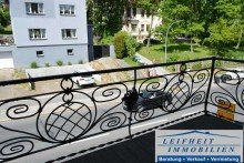 WHG OG Balkon Mehrfamilienhaus mit drei Wohneinheiten, Photovoltaikanlage, Garten und Stellpl�tzen (BEREITS VERKAUFT!)