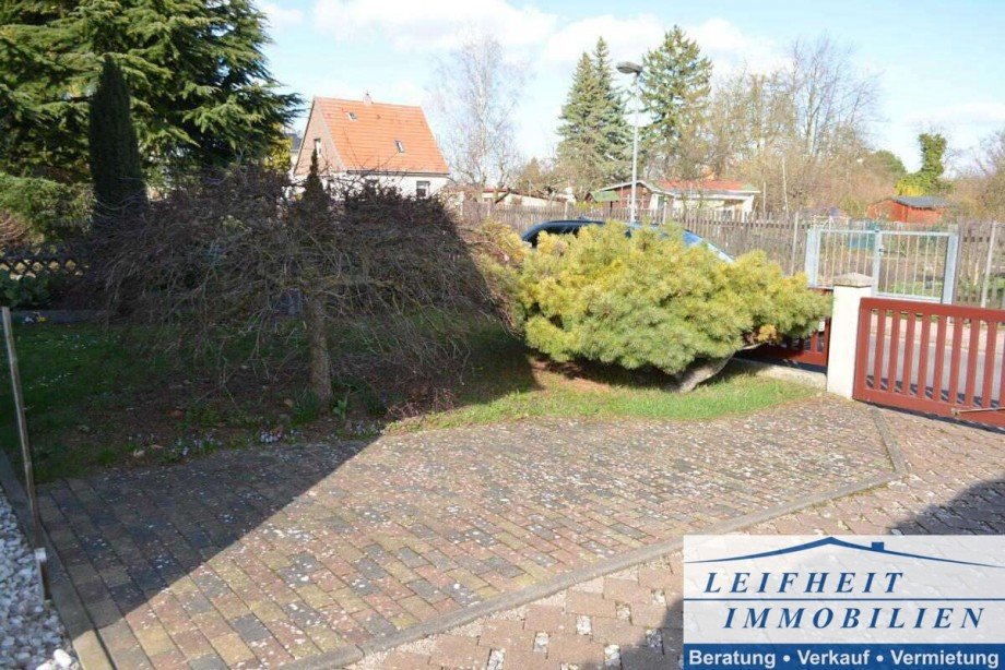 PKW-Stellplatz Einfamilienhaus M�hlhausen/Th�ringen