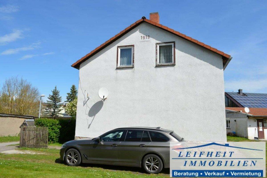Seitenansicht Einfamilienhaus Unstruttal OT Menteroda