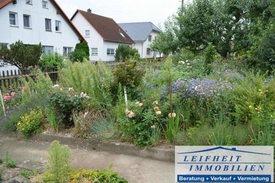Garten Doppelhaush�lfte M�hlhausen OT G�rmar
