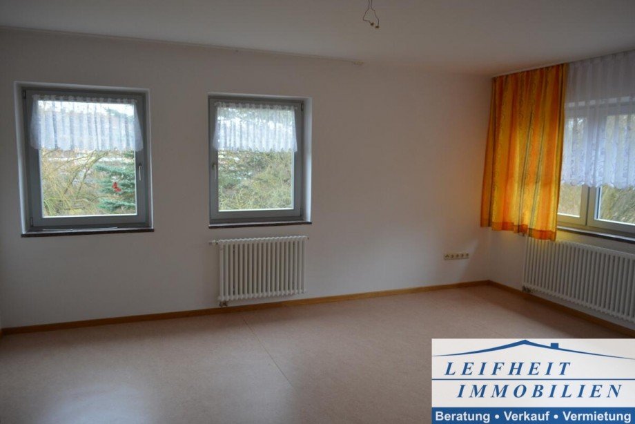 Wohnzimmer Dachgeschosswohnung Nottertal-Heilinger H�hen