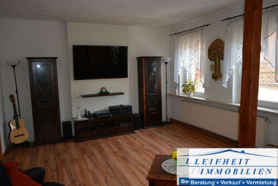 Wohnzimmer Reihenmittelhaus M�hlhausen/Th�ringen