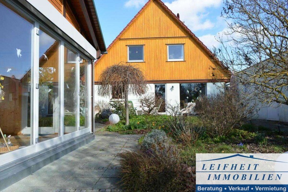 R�ckansicht Einfamilienhaus M�hlhausen/Th�ringen