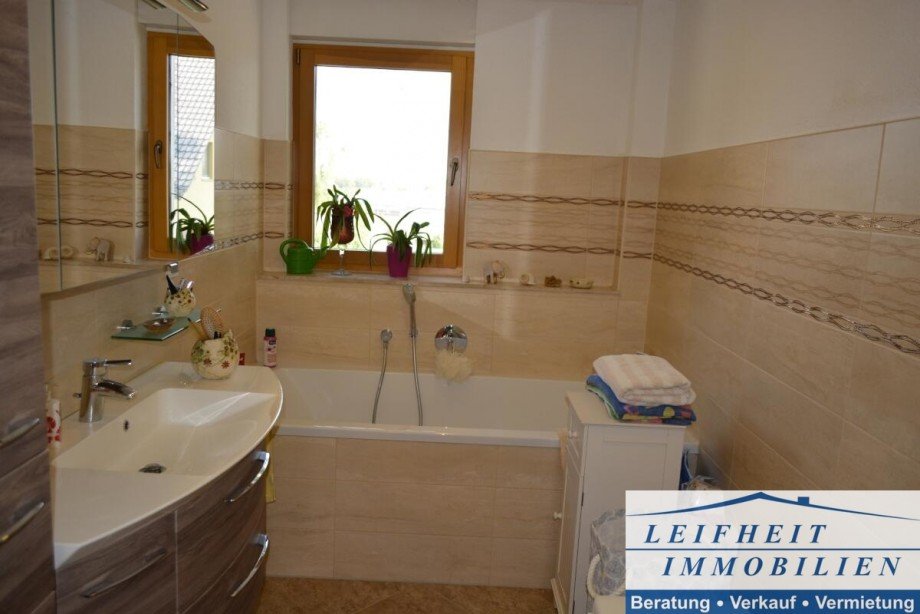 Badezimmer Bungalow Nottertal-Heilinger H�hen OT Schlotheim