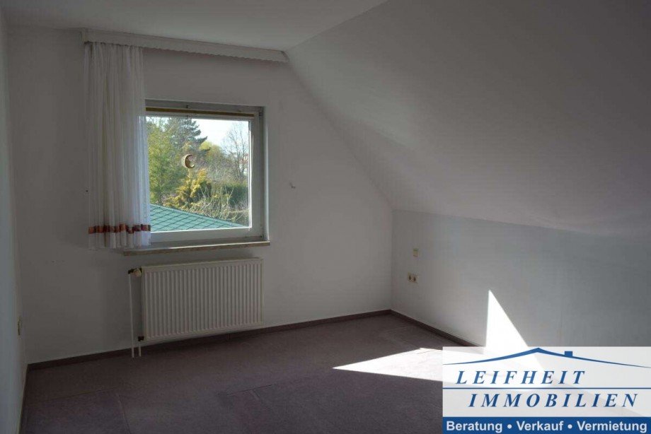 Schlafzimmer Einfamilienhaus M�hlhausen/Th�ringen