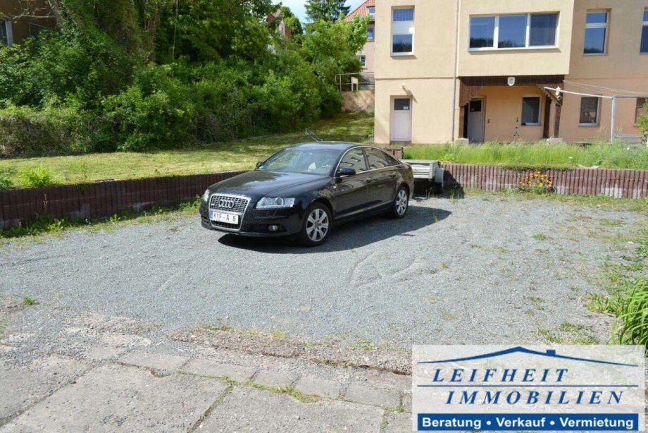 PKW-Stellpl�tze Mehrfamilienhaus Sondershausen