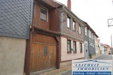 Vorderansicht F�r Kreative: Uriges Bauernhaus zum Herrichten (BEREITS VERKAUFT!)