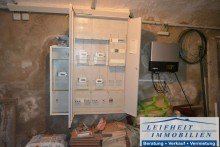 Geb�udeelektrik Mehrfamilienhaus mit drei Wohneinheiten, Photovoltaikanlage, Garten und Stellpl�tzen (BEREITS VERKAUFT!)
