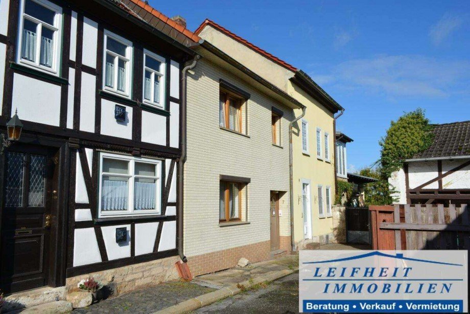 Vorderansicht Reihenmittelhaus M�hlhausen