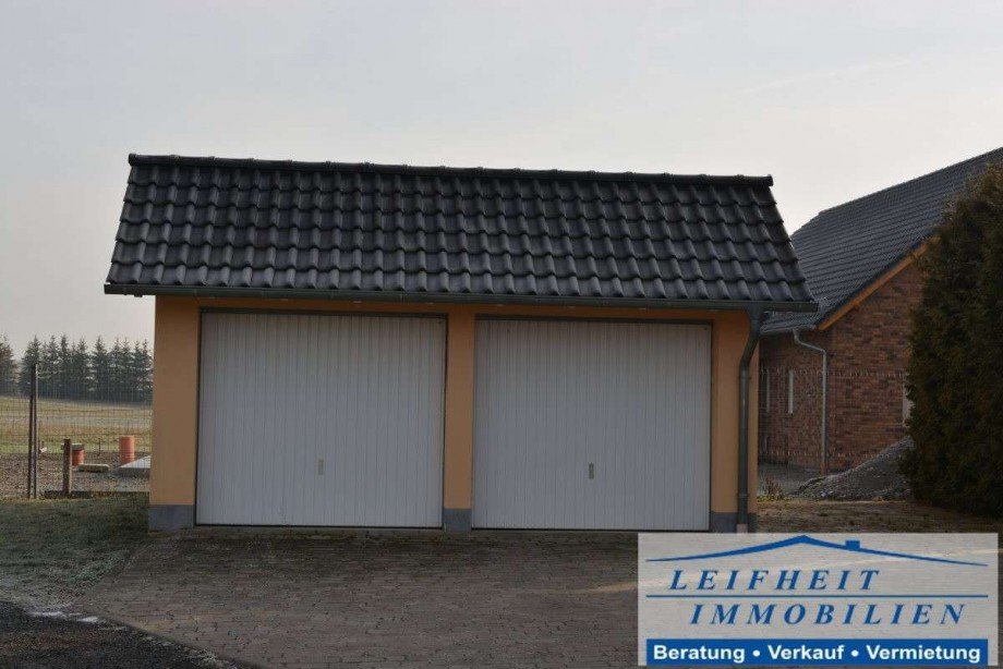 Doppelgarage Villa Niederdorla