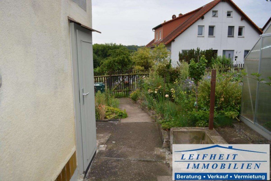 Hof Doppelhaush�lfte M�hlhausen OT G�rmar