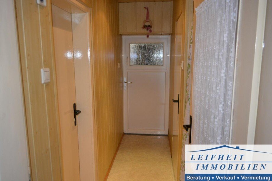 Flur EG Reihenmittelhaus Nottertal-Heilinger H�hen OT Schlotheim