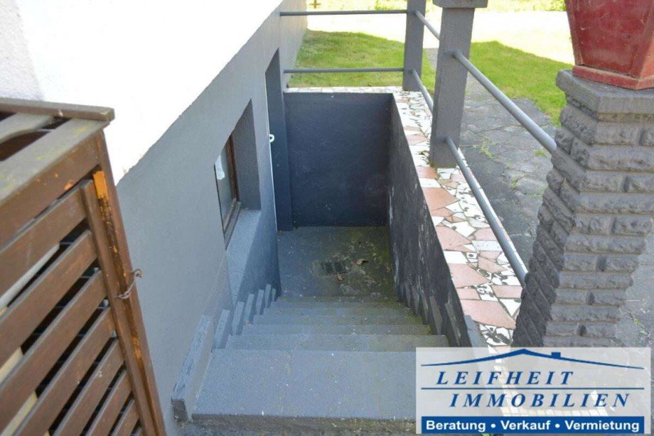 Kellerau�entreppe Einfamilienhaus Nottertal-Heilinger H�hen