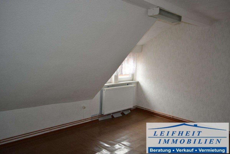 Kinderzimmer Doppelhaush�lfte M�hlhausen OT G�rmar
