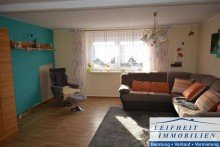 Wohnzimmer Einfamilienhaus mit Potenzial und Aussicht - nur 27.000 EUR