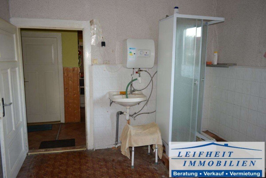 Raum mit Dusche Einfamilienhaus Unstruttal OT Menteroda