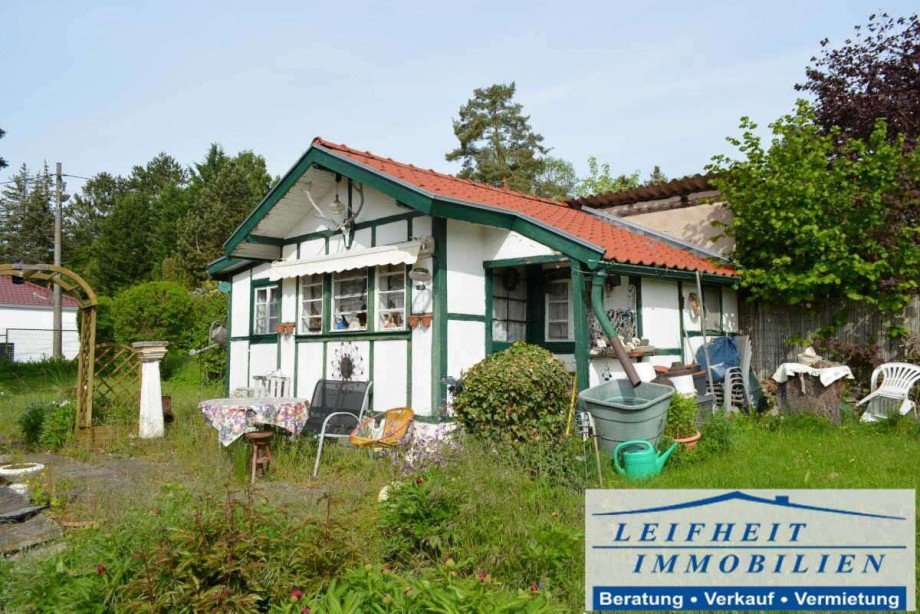 Gartenlaube Freizeitgrundst�ck M�hlhausen/Th�ringen