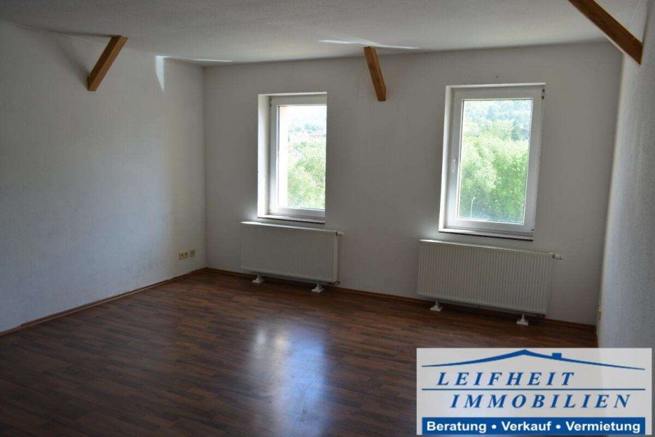 WHG DG Zimmer Mehrfamilienhaus Sondershausen