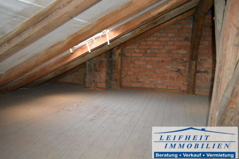 Dachboden Doppelhaush�lfte Vogtei