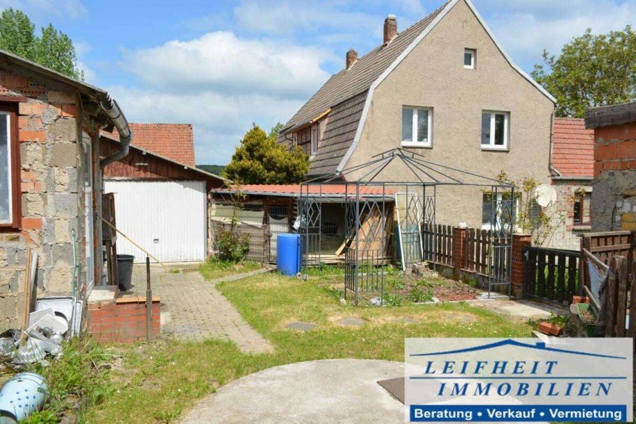 Hof Einfamilienhaus Helbed�ndorf OT Holzthaleben