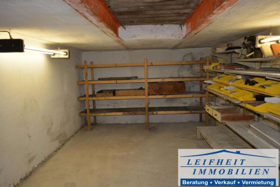 Kellerraum unter Garage Einfamilienhaus M�hlhausen/Th�ringen