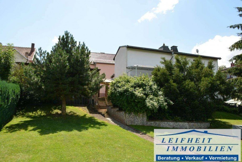Garten und R�ckansicht Haus Unstruttal OT Lengefeld