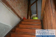 Treppe zum Dachboden Doppelhaush�lfte mit modernem Grundriss (BEREITS VERKAUFT!)
