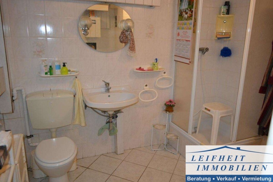 Dusche/WC im KG Doppelhaush�lfte M�hlhausen