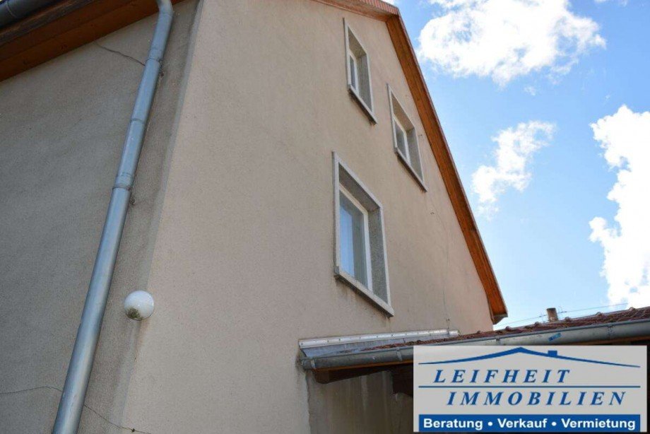 Seitenansicht Doppelhaush�lfte Vogtei