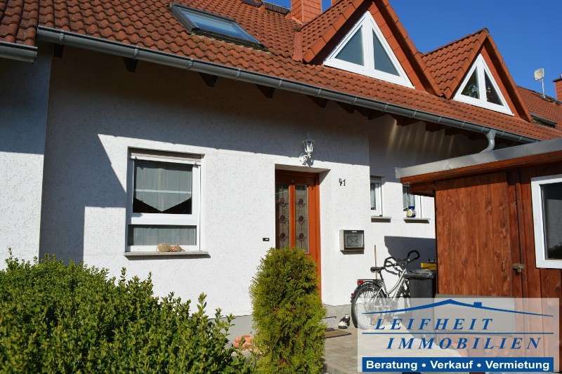 Aussenansicht Reihenmittelhaus Anrode Lengefeld