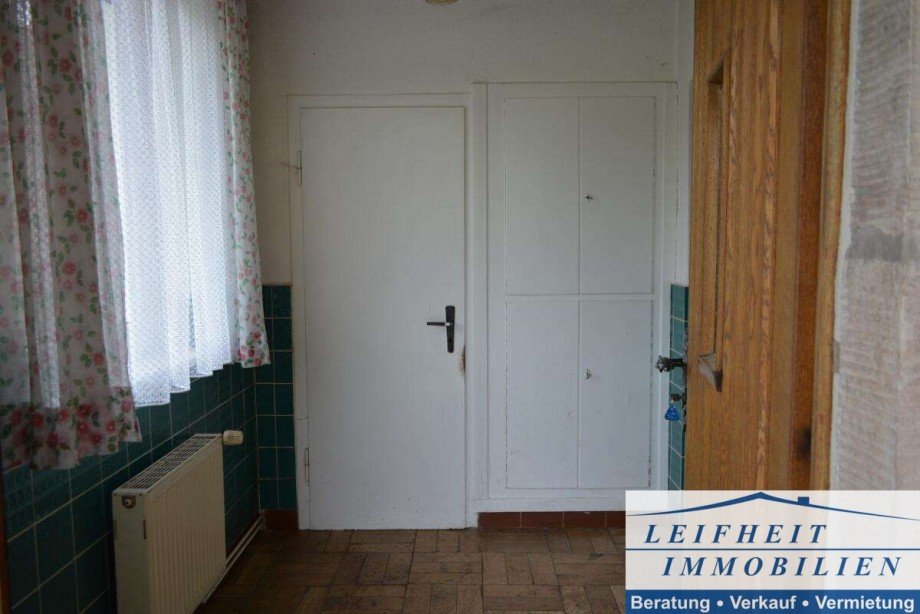 Vorbau/Windfang EG Einfamilienhaus M�hlhausen OT Eigenrieden