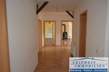 WHG DG Flur Mehrfamilienhaus mit drei Wohneinheiten, Photovoltaikanlage, Garten und Stellpl�tzen (BEREITS VERKAUFT!)