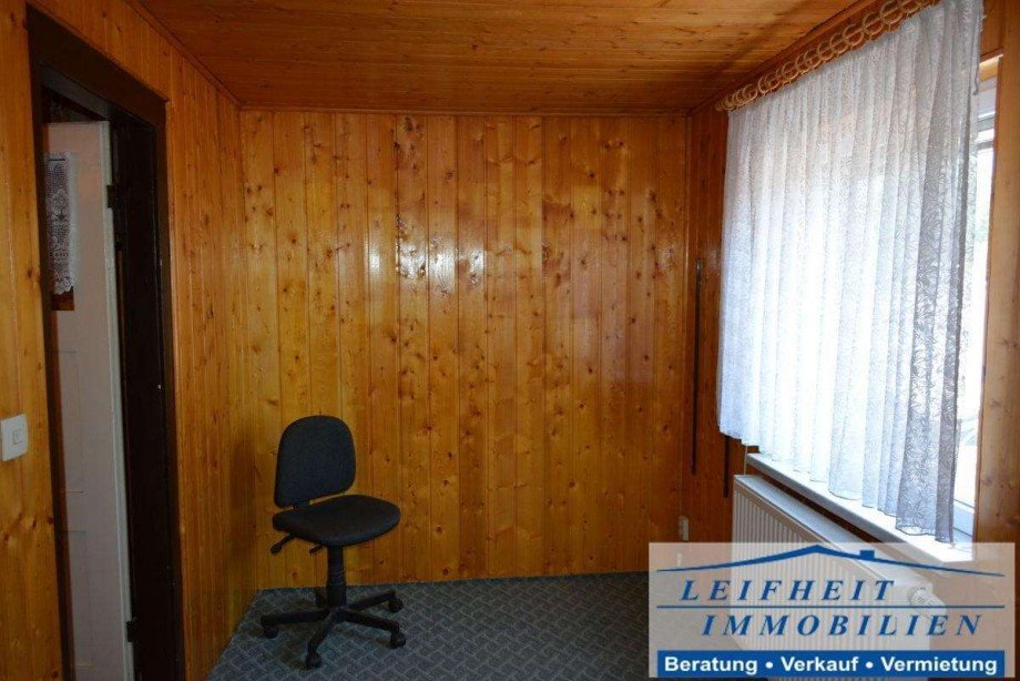 Zimmer DG Doppelhaush�lfte M�hlhausen