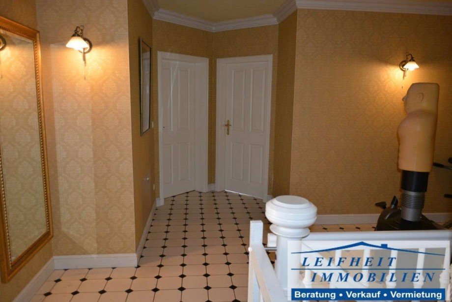 Flur DG Villa Niederdorla