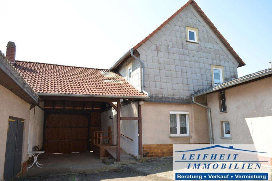 R�ckseite Haus Einfamilienhaus Unstruttal OT Menteroda