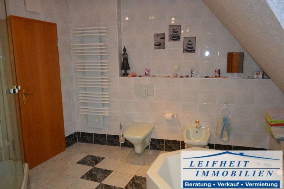 Bad EFH Haus Nottertal-Heilinger H�hen OT Schlotheim