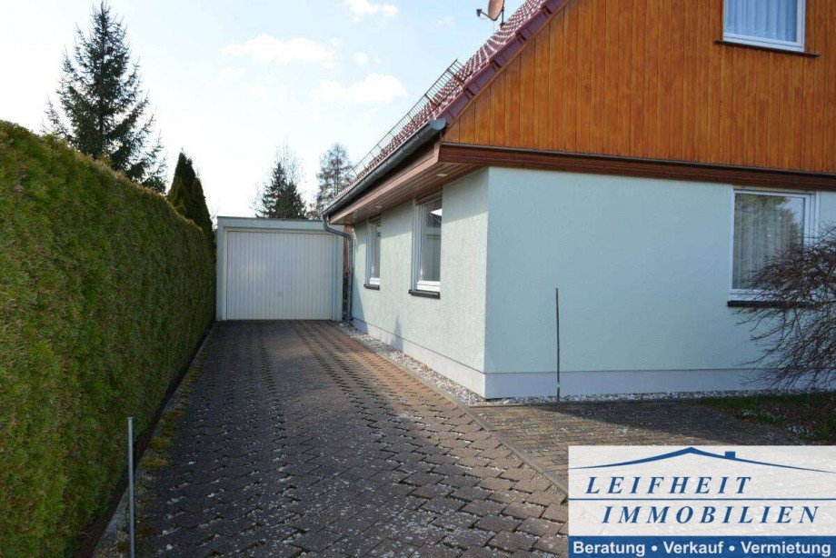 Zufahrt Garage Einfamilienhaus M�hlhausen/Th�ringen